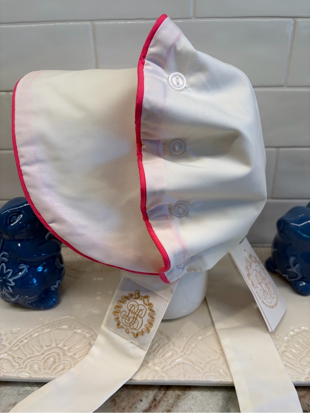 Beaufort Bonnet Company Solid White & Pink Baby Bonnet Size M 9-18 Months NWT - Picture 2 of 6